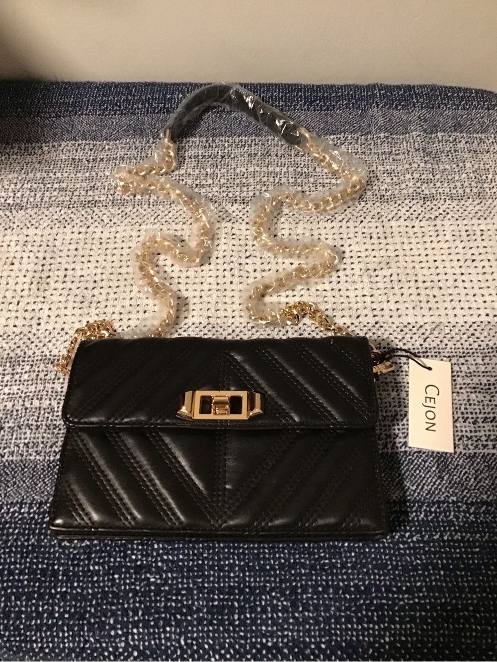 Cejon Black Quilted Crossbody with Gold Chain